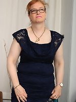 Crazy mature fuck with a redhead busty sexy mommy